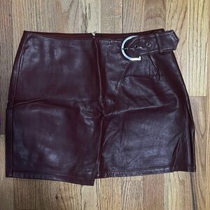 Maroon faux leather mini skirt
